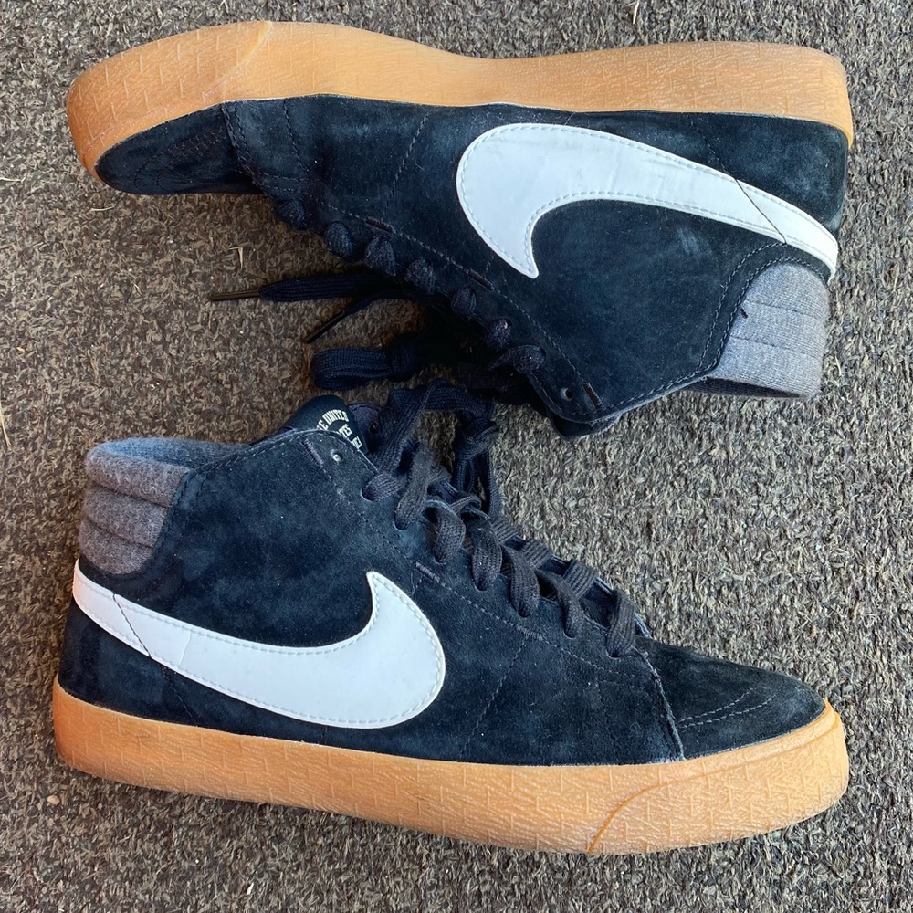 Nike Women’s Blazer Mid Team USA 2012 Black / Gum